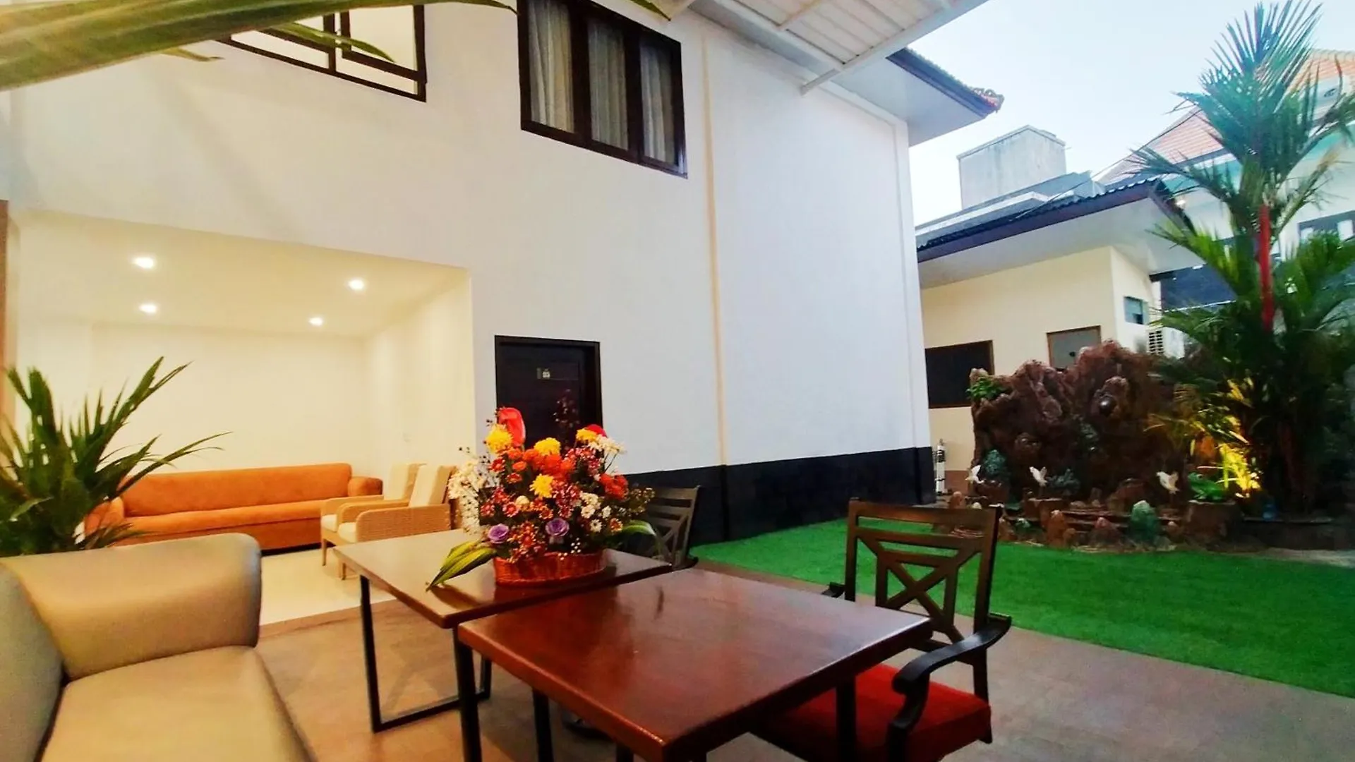 Homestay Carstenzs Home Kuta Kuta